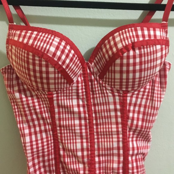 Red & White Top - Size - S - Item#44 - Picture 2 of 3